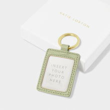 Load image into Gallery viewer, Amazing Auntie Boxed Photo Keyring - Katie Loxton
