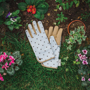 'Bee' Garden Gloves