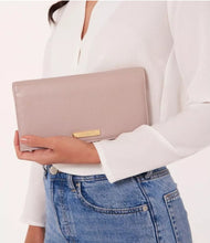 Load image into Gallery viewer, Katie Loxton Secret Message Purse - Dusky Pink
